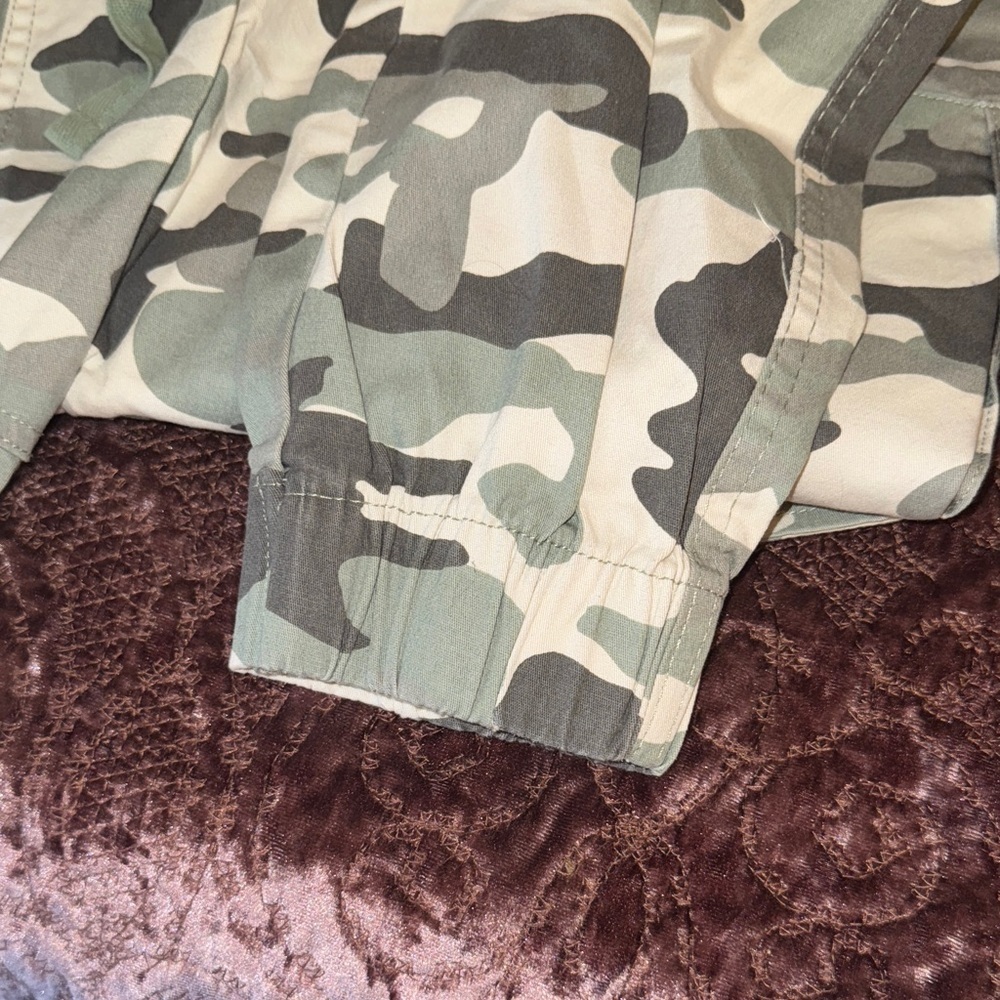 Refuge Green Camouflage Cargo Joggers - Picture 5 of 16